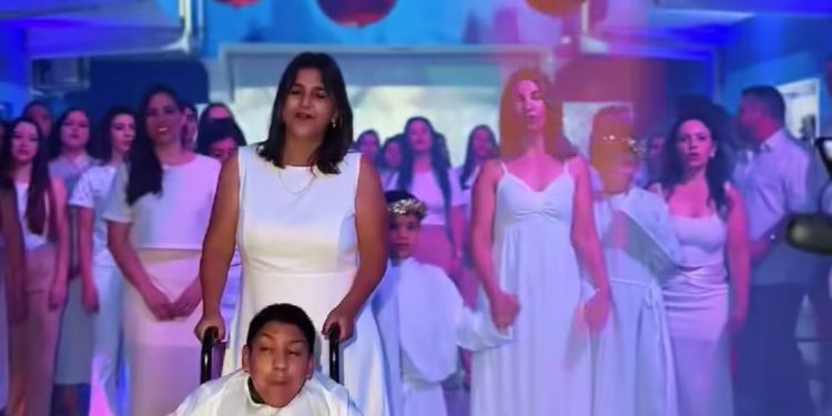 APMI DE ITAPERUÇU VAI LANÇAR UM LINDO CLIPE NESTE NATAL.