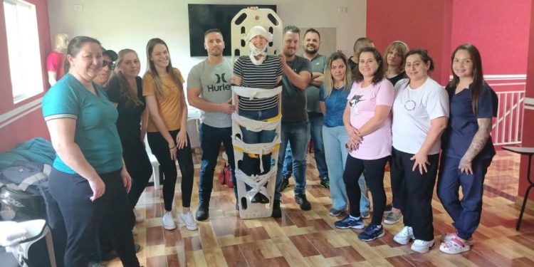 Prefeitura de Itaperuçu realizou um Treinamento de Brigada de Incêndio para os colaboradores do Hospital Municipal.
