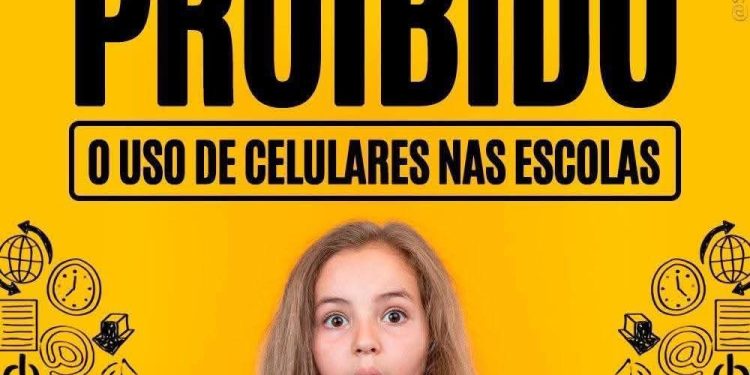 Celular é proibido nas escolas