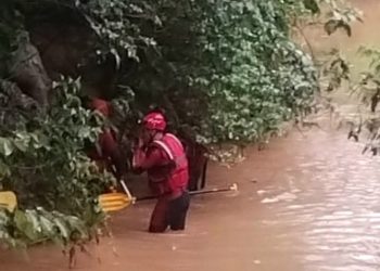 Bombeiros de Rio Branco do Sul localiza corpo em Rio