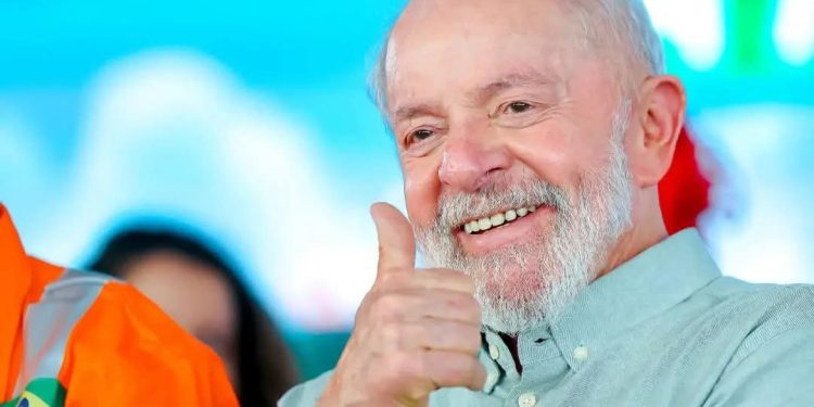 Governo Lula avisa a centrais que vai liberar FGTS de quem usou saque-aniversário