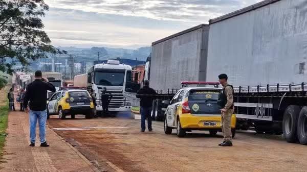 Tragédia: Confusão termina com dois irmãos caminhoneiros mortos no Paraná
