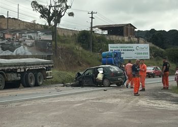 Duas crianças ficaram feridas em acidente na Rodovia dos Minérios