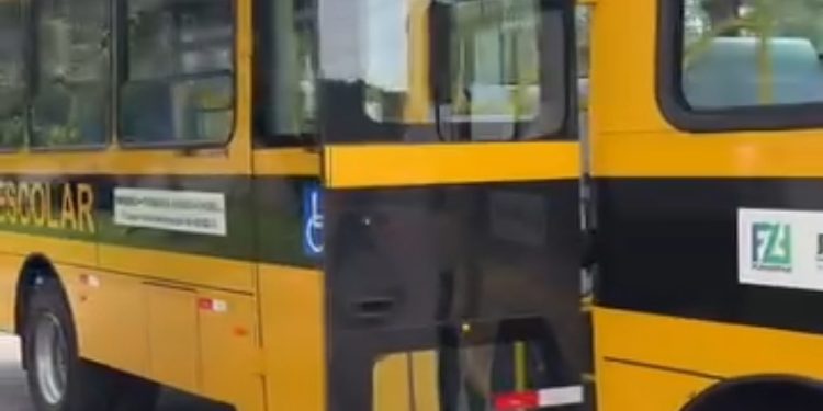 Prefeitura de Rio Branco do Sul recebe novo ônibus escolar zero km para a rede municipal de educação