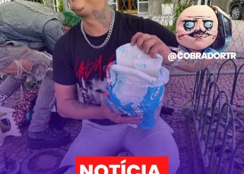 Homem usa fraldas para não ir ao banheiro enfrente ao hotel de Lady Gaga