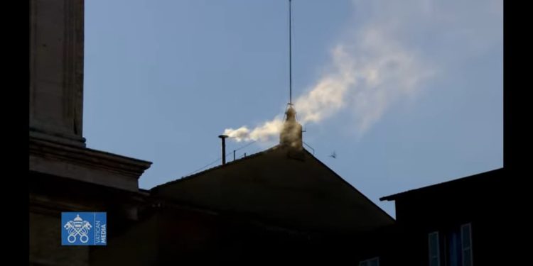 Vaticano anuncia o novo Papa
