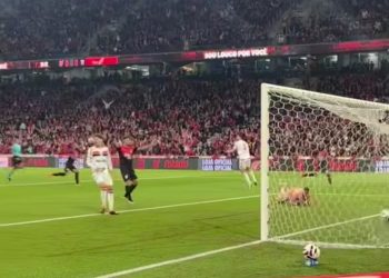 Athletico-pr é goleado na Arena da Baixada