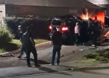 Perseguição em Almirante Tamandaré termina com suspeito e policial morto em acidente