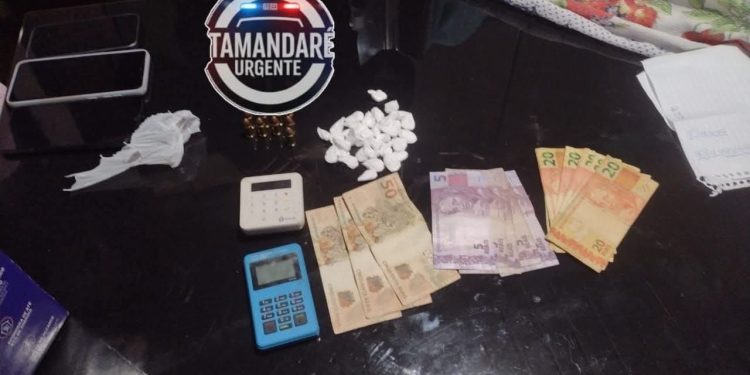 Três pessoas são presas em operação da Polícia Civil em Rio Branco do Sul