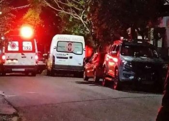 Mulher suspeita de matar o marido e sair para beber após o crime no Paraná