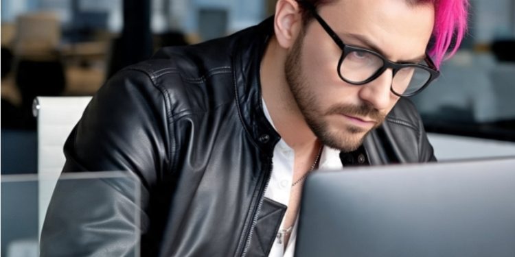 Funcionário que foi questionado pelo cabelo rosa pelo supervisor vai receber indenização