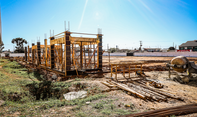 Pinhais | Prefeitura inicia construção do Estádio Municipal para fomentar o esporte