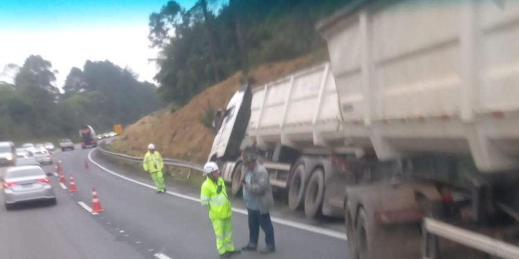 Motorista morre após acidente gravíssimo no Contorno Norte