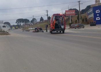 Motociclista fica ferido em colisão com carro em Almirante Tamandaré