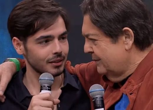 João Silva confirma melhora de Faustão após transplantes