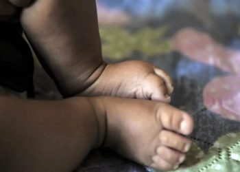Bebê recém-nascido é morto pela própria mãe em Ponta Grossa; jovem de 19 anos foi presa