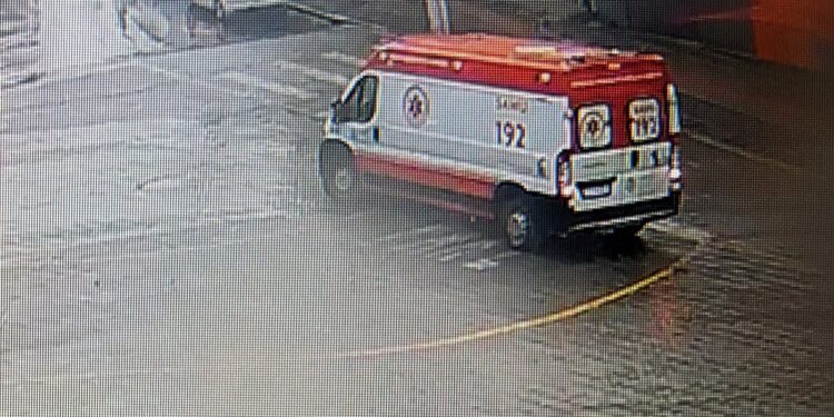 Grave acidente deixa homem ferido no centro de Rio Branco do Sul