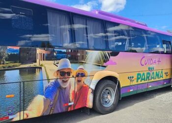 Prefeitura de Colombo oferece ônibus adaptado para idosos