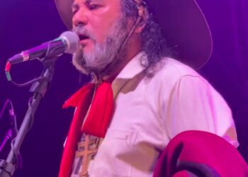 Mais de 10 mil pessoas prestigiam show do Baitaca no aniversário de Rio Branco do Sul