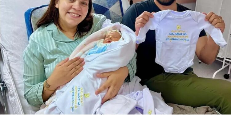 Maternidade de Rio Branco do Sul volta a funcionar e já celebra 14 novos nascimentos