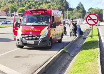 Motociclista fica ferido em acidente na Rodovia dos Minérios e causa lentidão entre Almirante Tamandaré e Curitiba