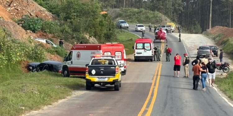 Jovem fica ferido em grave acidente na PR-092 (Estrada de Cerro Azul),