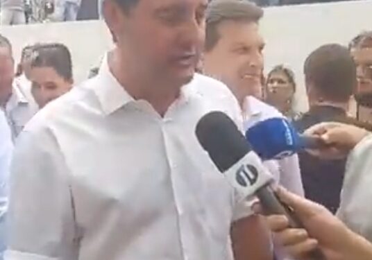 Aprovação do governo Ratinho Junior chega a 84,3%, aponta Paraná Pesquisas