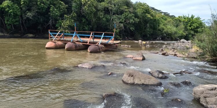 Vandalismo atinge transporte em Cerro Azul