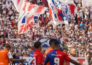 Com quase 14 mil torcedores, Paraná Clube vence a terceira seguida na Segundona