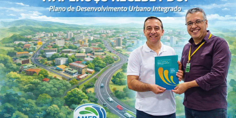 Prefeito Edilson Macadame recebe Plano de Desenvolvimento Urbano Integrado para Itaperuçu