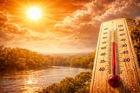 Calor e pancadas de chuva marcam última semana do verão no Paraná