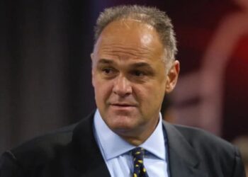 Morre aos 68 anos Oscar Schmidt, lenda do basquete brasileiro