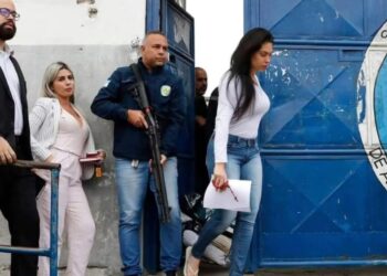 Perdão judicial | Monique deixa a prisão