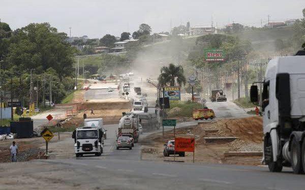 Máquinas podem chegar à Rodovia dos Minérios entre agosto e setembro para início das obras do 3º lote