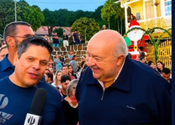 Rafael Greca é internado após acidente durante compromisso de campanha no Paraná