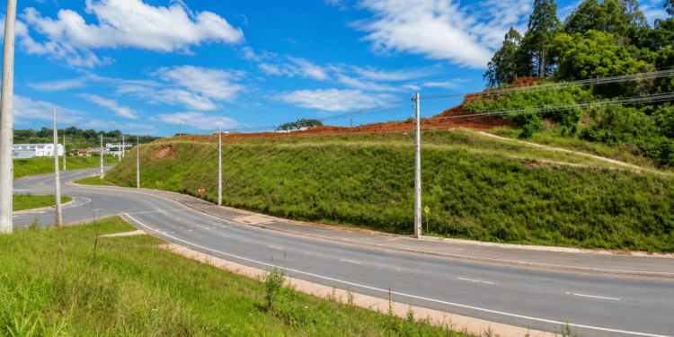 Almirante Tamandaré ganha novo investimento com avanço da segunda unidade do Condor